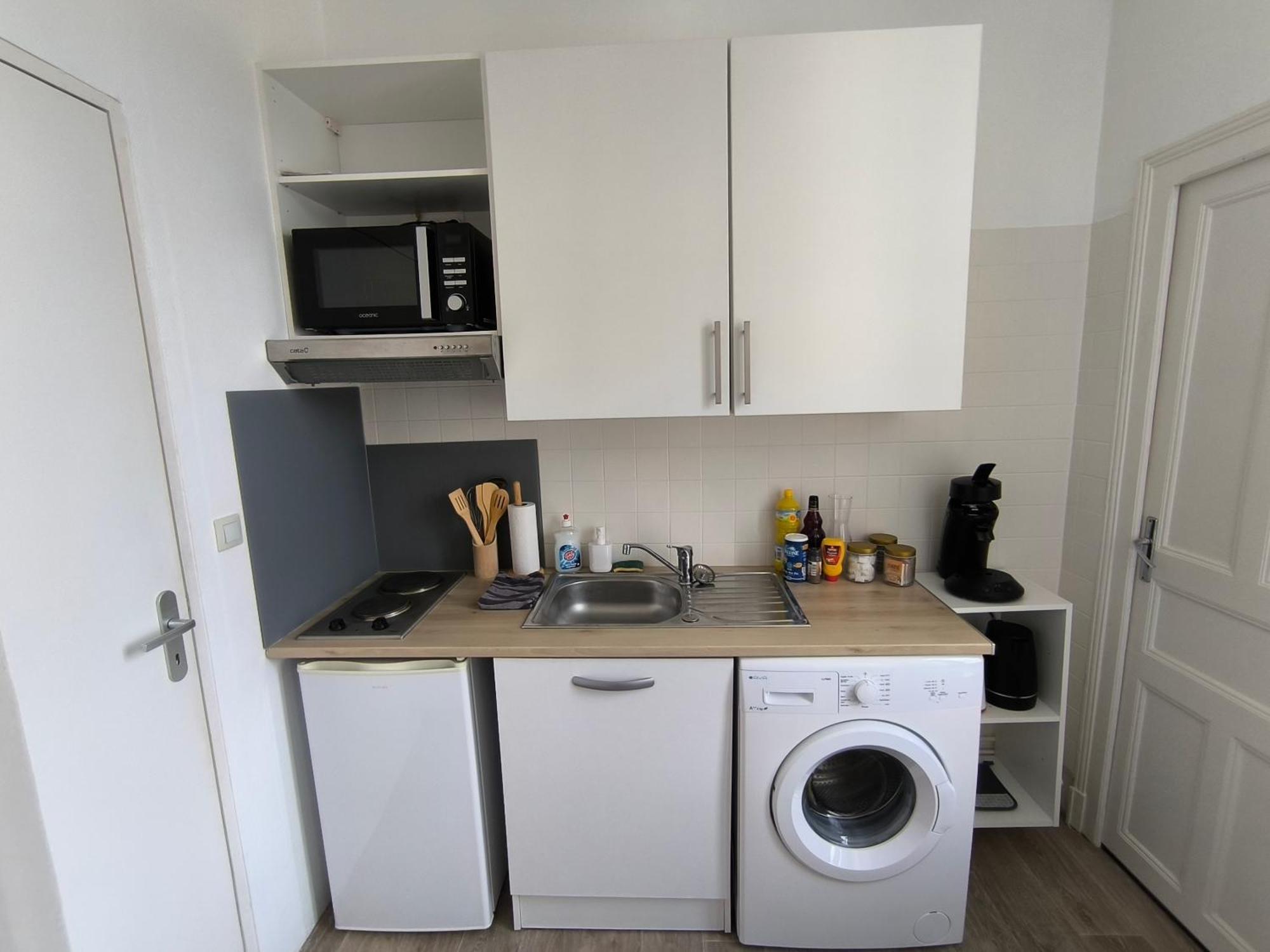 Le 3, Wifi, Parking, Centre Appartement Châteauroux Buitenkant foto